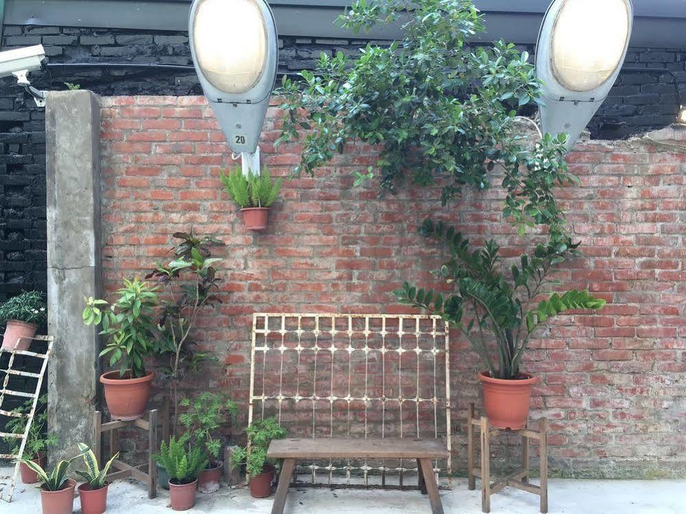 被愛咖啡小旅館 Birdeye Garden Tajnan Kültér fotó